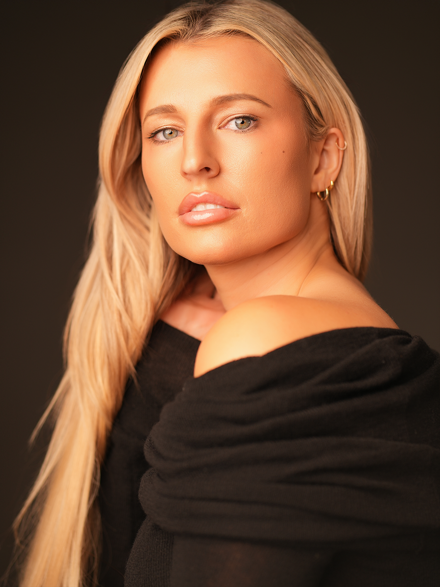 Shelby Lee – Neil Jou Agency